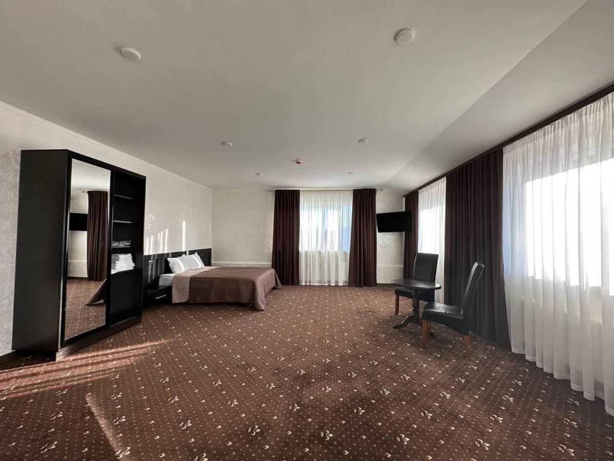 Hotel Merry Club Maliye Khutora エクステリア 写真